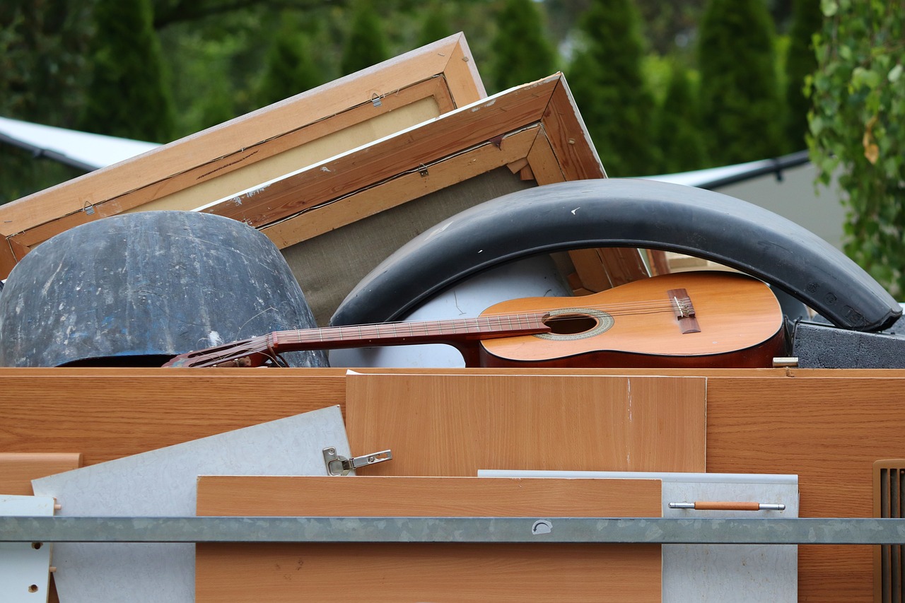 The Dangers of Electronic Waste and How to Dispose of It Safely